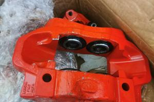  pinze dei freni grembo ateriore e posteriore