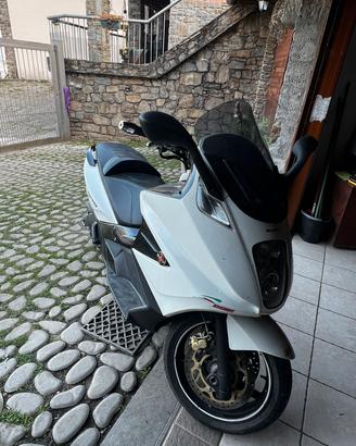 Gilera gp800