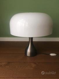 Lampada da tavolo vintage