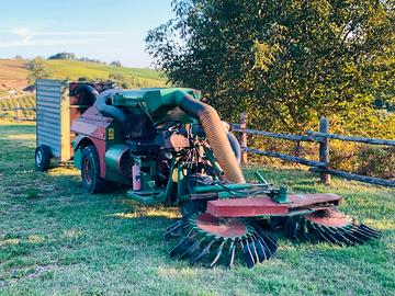 Raccoglitrice cimina semovente c. 200