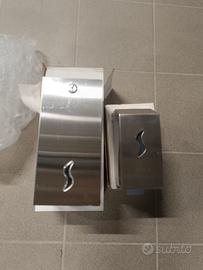 Dispenser sapone e carta mani
