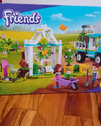 Lego friends con scatola