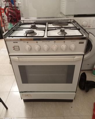 Cucina a gas con forno elettrico 
