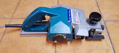 Pialla elettrica per legno Makita 750 W