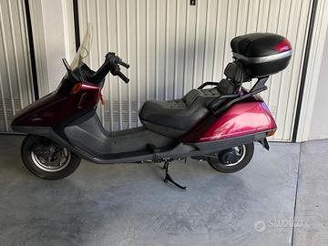 Scooter Honda cn 250