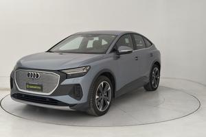 AUDI Q4 e-tron 40 Business Advanced