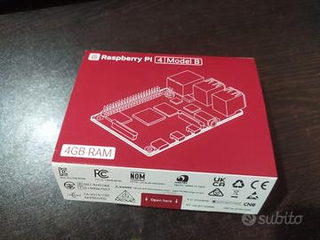 Raspberry Pi 4 Model B con 4 GB di RAM NUOVO