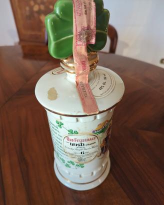 Kentucky Bourbon whiskey  old Fitzgerald