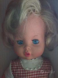 bambola marca ratti anni 70 h. cm 30