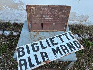 Vecchia targa in metallo