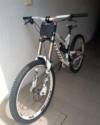 Bici DH Intense 951 FRO