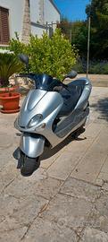 majesty 125 2004