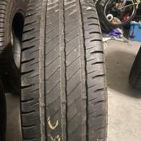 Gomme Michelin 225 75R 16C