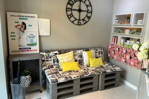 Attività / Licenza di 95 m² con più di 5 locali a 