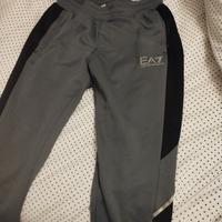 pantalone tuta EA7