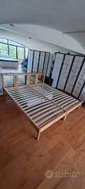 2 strutture letto singole Ikea, con doghe in legno