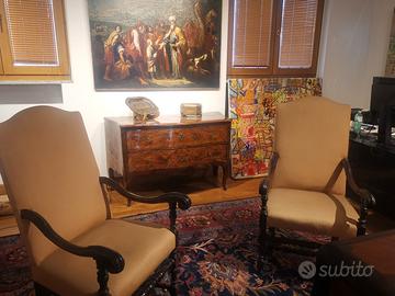 2 poltrone in legno di no è restaurate 