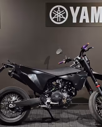 Husqvarna 701 Supermoto