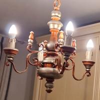 Lampadario stile antico