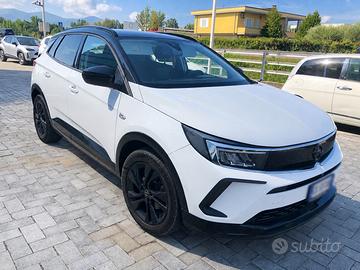 Opel Grandland 1.2 Turbo 12V 130 CV