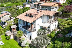 Villa singola con giardino e piscina a Salorno