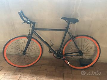 BICI SCATTO FISSO O SINGLE SPEED