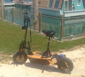 scooter elettrico Força 600W - monopattino 48V