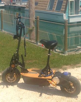 scooter elettrico Força 600W - monopattino 48V