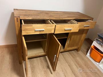 Credenza in rovere naturale e mensole come nuove