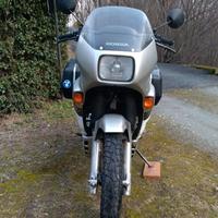 Honda Transalp 600