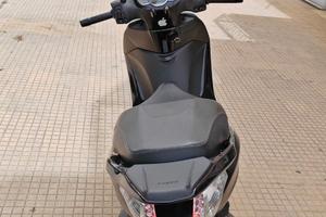 BEVERLY 350