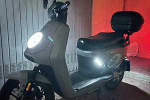NIU MQI GT EVO 100km/h