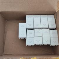 3 pulsanti tapparelle Vimar plana 14060