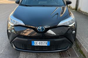 Toyota C-HR 1.8 122 cavalli