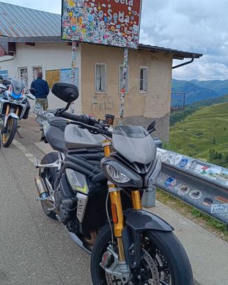 speed triple 1200 rs