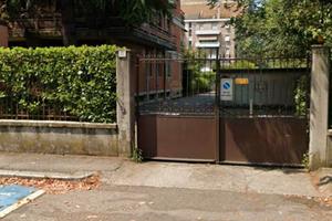 Box auto, piazzale Roncalli - Brescia