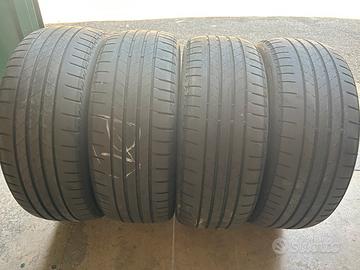 Gomme 22545R18 91w