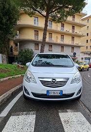Opel meriva b 1.7