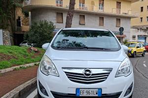 Opel meriva b 1.7