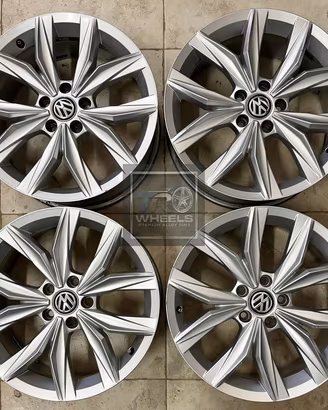 Cerchi 18 originali Volkswagen Tiguan Golf A3 Q2