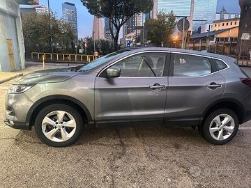 Nissan qashqai cambio automatico