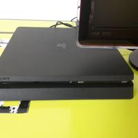 Playstation 4 Slim  PS4 Slim - trattabile