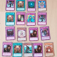 Lotto carte Yugioh vintage (17 carte)