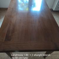 tavolo in legno con allunghi + 6 sedie 
