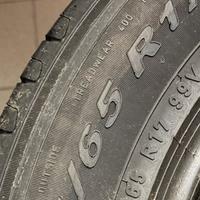 Pneumatici  215/65/17 Pirelli Scorpion