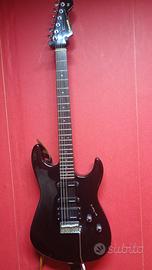 2 chitarre Stratocaster e 1 basso acustico