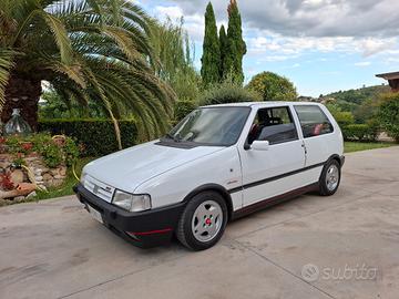 Uno turbo i.e. motore km900