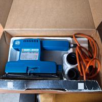levigatrice black decker 