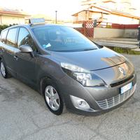 RENAULT Scenic 1.5 dCi 110CV 7P - TAGLIANDATA