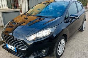 Ford Fiesta nera diesel perfette condizioni 